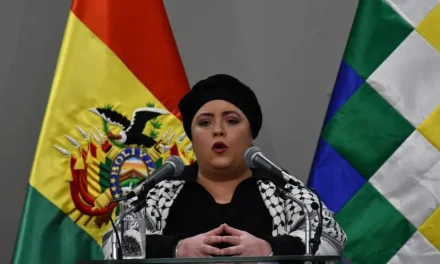 Bloqueos evistas ya causan pérdidas por $us 800 millones