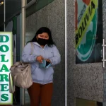 La falta de dólares asfixia a la economía de Bolivia, advierten expertos y empresarios