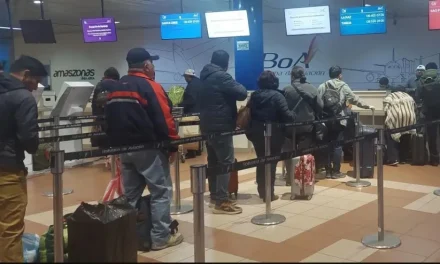 Conozca los horarios de los “vuelos solidarios” de Boa entre La Paz y Cochabamba, habilitados por los bloqueos