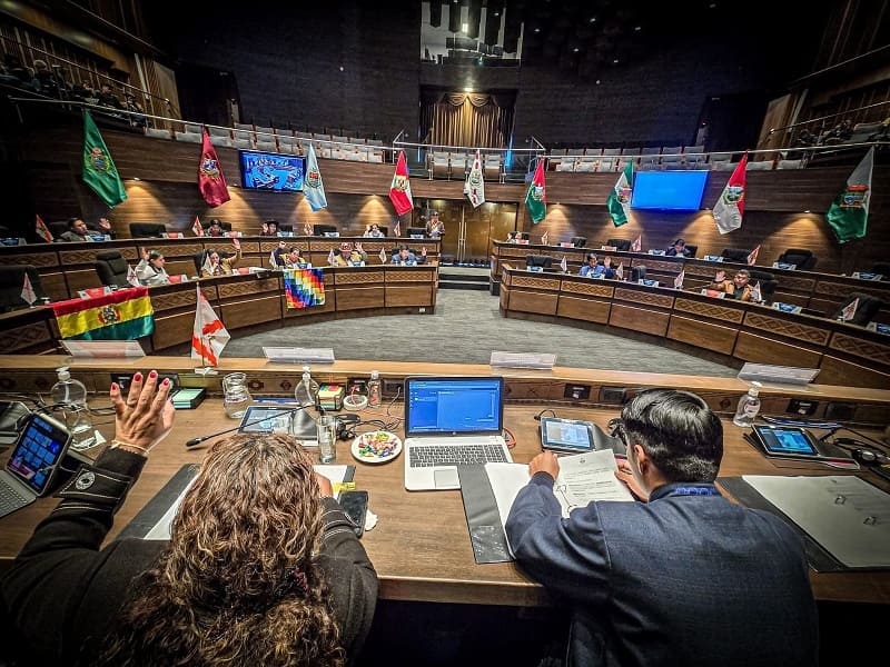 Primer vistazo al Senado proyecta a cuatro partidos con representación  