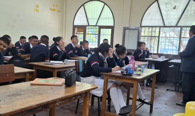 Padres apoyan adelanto de vacaciones por frío y virus