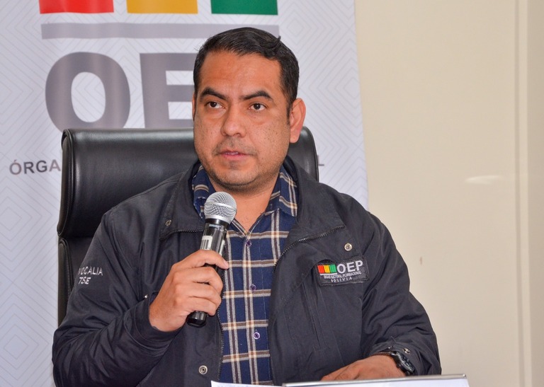 Tras detectar “muchas vulneraciones”, vocal Vargas pedirá al Sifde informe sobre campañas electorales