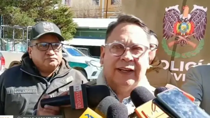 Operativo policial en Llallagua deja 5 aprehendidos; uno de ellos, un francotirador