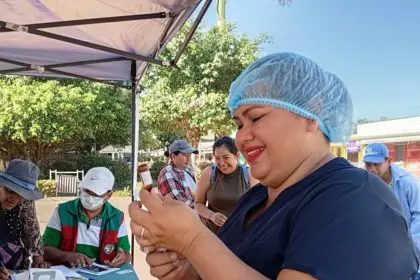 Preparan protocolo de bioseguridad para prevenir el sarampión en escuelas de Bolivia