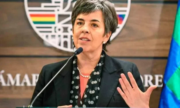 Negativa de Andrónico a debatir es una mala señal