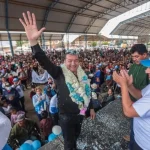 Jhonny Fernández: acercamientos con el evismo, campaña en el trópico y silencio sobre su acompañante