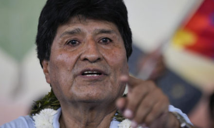 A 17 días de la elección, Evo se ampara en el voto nulo y alimenta el discurso de que el próximo gobierno no será legítimo