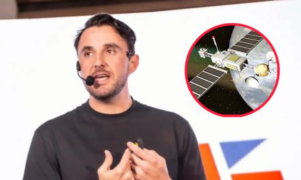 «Vice» de Tuto confunde el satélite Tupac Katari con un «cohete» en plena entrevista
