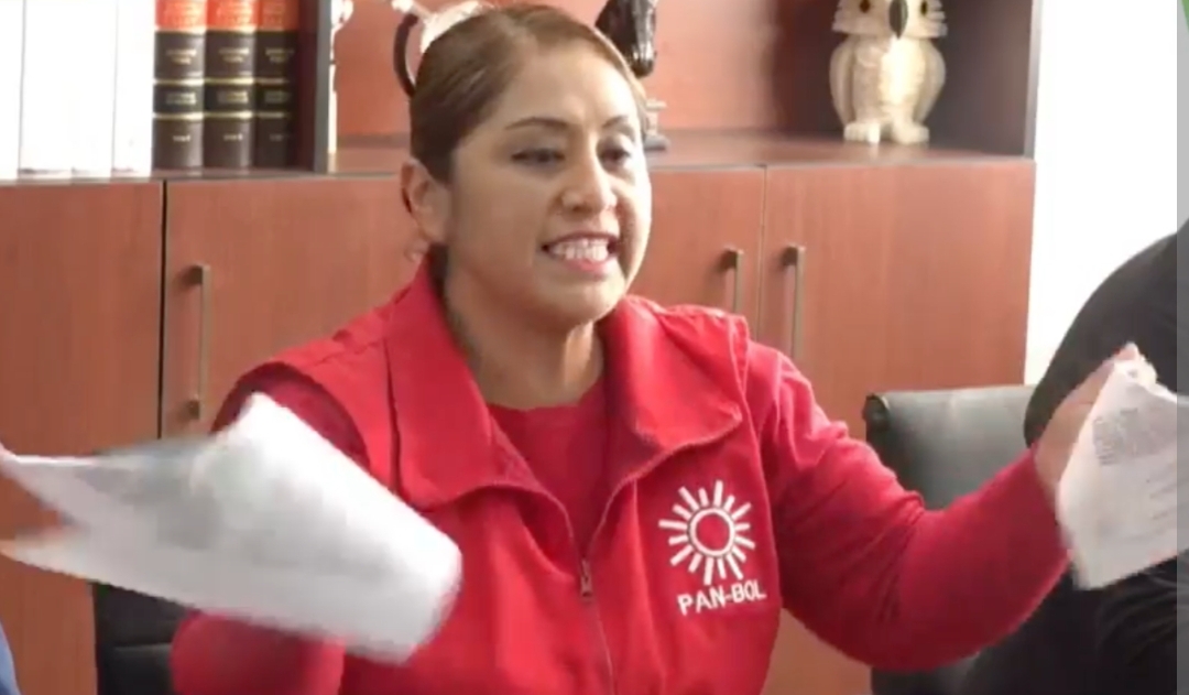 Ruth Nina desafía a la justicia y no se presenta a declarar; exigen su aprehensión