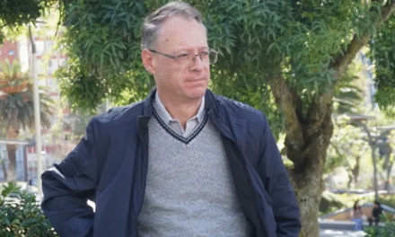 Alcaldía impugna solvencia fiscal otorgada a Dunn