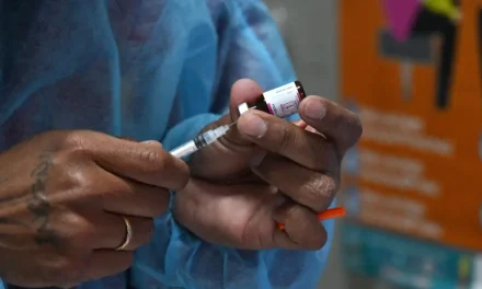 Santa Cruz registra 81 casos de sarampión y un nuevo brote en la comunidad menonitas