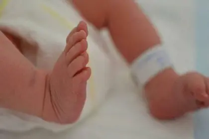 Una bebé fallece por coqueluche en Santa Cruz y otro menor de edad está en terapia intensiva