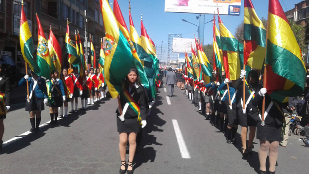 Solo quintos y sextos desfilarán en La Paz por sarampión