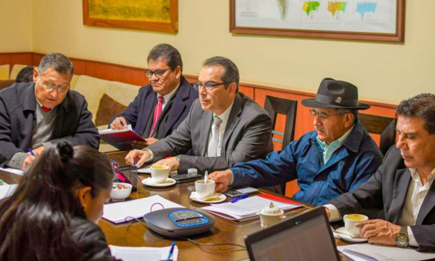 Gobernadores acordaron convocar a candidatos para comprometerse al pacto fiscal