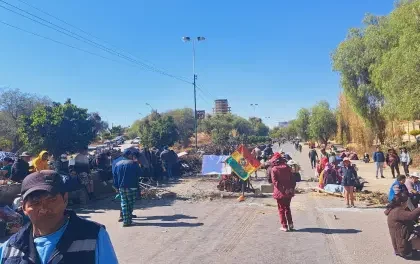 Cochabamba: Vecinos de Sacaba levantan bloqueos tras acuerdo con autoridades