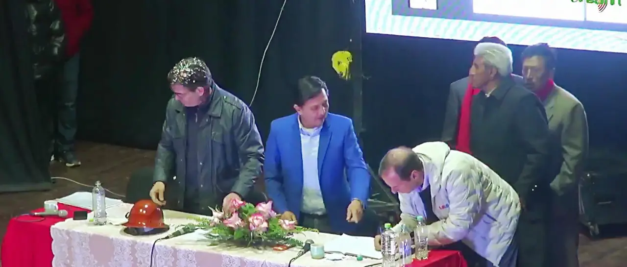 Tres candidatos presidenciales se comprometieron a rechazar los contratos de litio que impulsa el gobierno de Arce