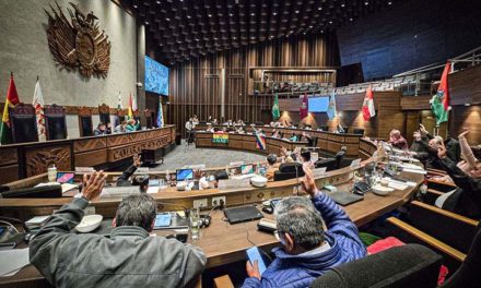 Senado deja en vilo la ley de preclusión y debate obligatorio a casi un mes de las elecciones