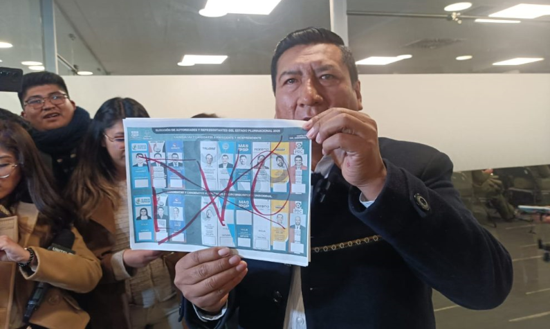 Diputado Evista lanza campaña por el voto nulo y convoca a encuentro de Runasur en el Trópico