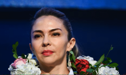 Mariana Prado reafirma su candidatura vicepresidencial y desafía presión de Fencomin y Túpac Katari