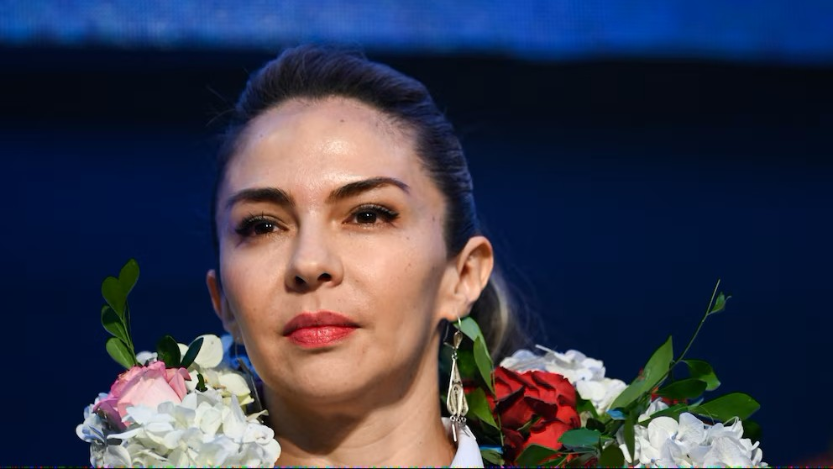 Mariana Prado reafirma su candidatura vicepresidencial y desafía presión de Fencomin y Túpac Katari