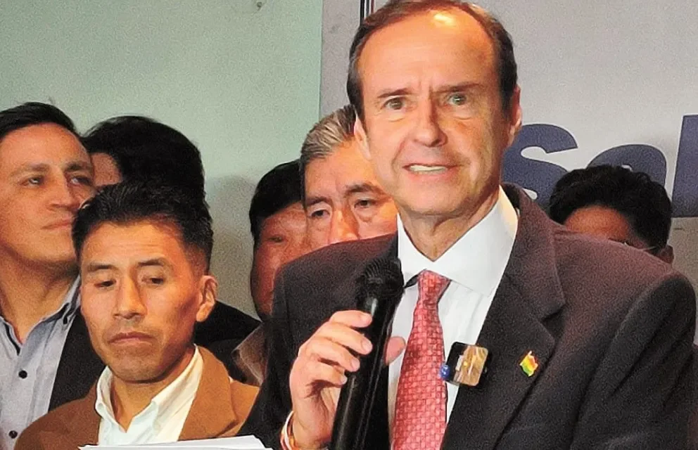 Jorge Quiroga asegura que el país está en quiebra