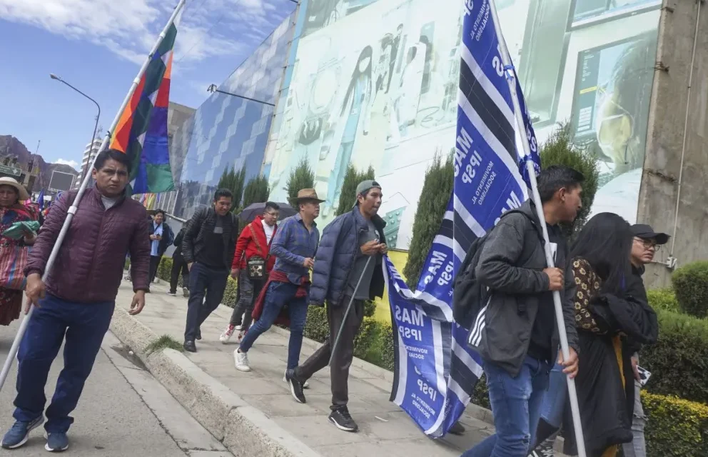 El MAS busca unificar a los frentes de izquierda, pero ve que en la alianza de Andrónico “sí o sí quieren ir solos”
