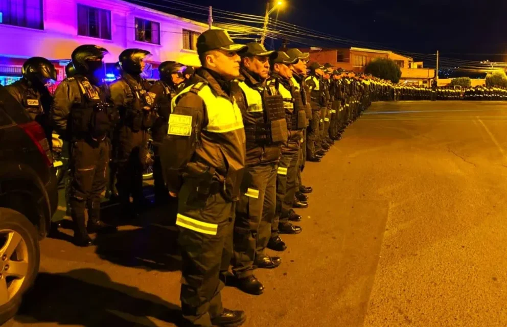 Reconocimiento económico a policías tras hechos en Llallagua