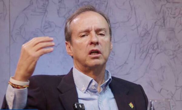 Tuto plantea zonas francas para desarrollar fábricas de litio y política agresiva de exploración del gas