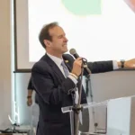 “Vamos con la idea correcta”, dice vocero de Libre, que apuesta al “voto por convicción” y al contacto con los electores