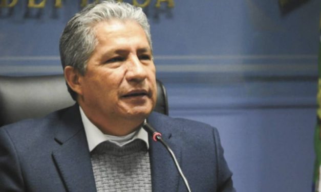 Novillo culpa al evismo por el ascenso de la derecha al poder y por pactar «debido proceso para los presos políticos»