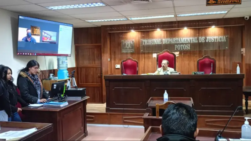 Suspenden audiencia de Pumari hasta el lunes a las 14:30