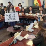 Diputados debaten contrato de litio con fuerte oposición cívica