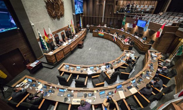 Agilizan ley para elegir a vocales del Tribunal Supremo Electoral