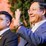 Arce utiliza actos del Bicentenario para hacer campaña por la izquierda