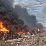 Incendio arrasa con vehículos y equipos obsoletos en depósito de la Gobernación de Santa Cruz 