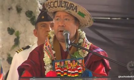 Arce afirma que la derecha eliminará bonos y programas sociales si vuelve al poder