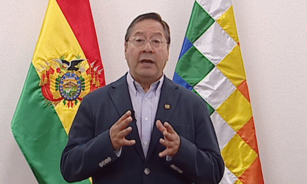 Arce insiste en que el pueblo decida el futuro del modelo del MAS durante el Bicentenario