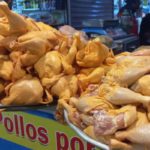 Precios altos afectan ventas de pollo en mercados del eje central del país