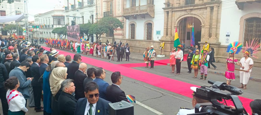 Bolivia conmemora sus 200 años con escasa presencia internacional y tensiones internas