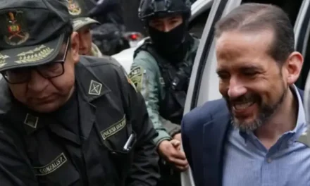 Justicia revisa detenciones preventivas contra el gobernador cruceño