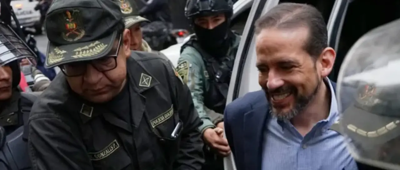 Justicia revisa detenciones preventivas contra el gobernador cruceño