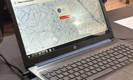 Persiste el trameaje en La Paz; para frenar a los malos choferes, se activa prueba piloto de GPS en los minibuses