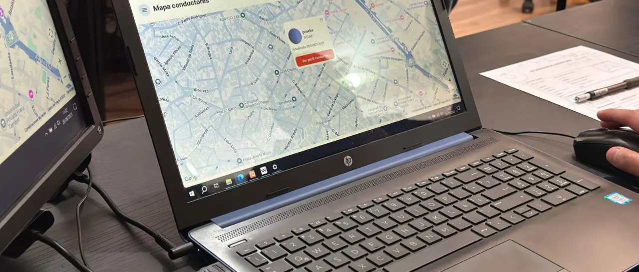 Persiste el trameaje en La Paz; para frenar a los malos choferes, se activa prueba piloto de GPS en los minibuses