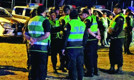 Tras ola de asesinatos con extrema violencia cambian a altos jefes de la Policía