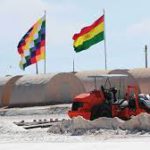 Opositores y cívicos potosinos realizan vigilia para impedir sesión en la que se pretende tratar contrato de litio