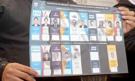 Las papeletas van rumbo a los nueve departamentos, donde se armarán 32.253 maletas electorales