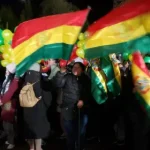 Bolivia abre el mes de su Bicentenario con fervor cívico, el himno y una extensa agenda de actos protocolares