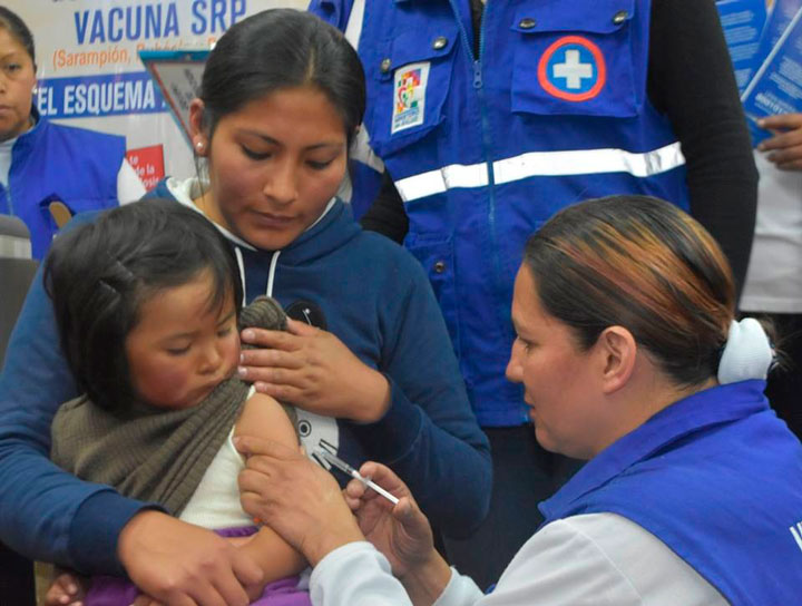 Vacunación contra el sarampión es clave para contener el brote, señala ministra al reportar más de 200 casos en el país
