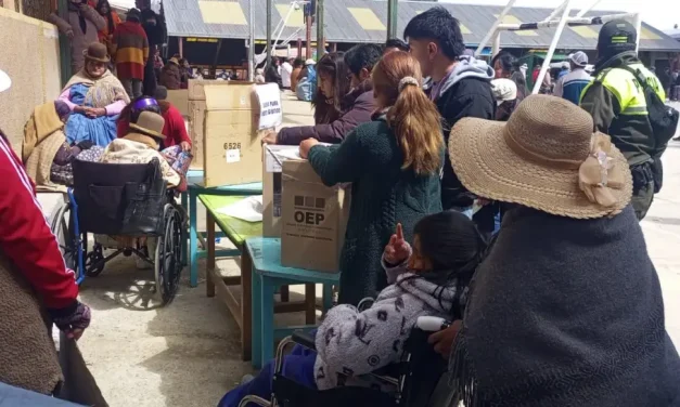 Partidos políticos deben 700 mil por propaganda en espacios públicos