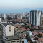 Alerta naranja por fuertes vientos afecta a siete departamentos y se espera el ingreso de un frente frío